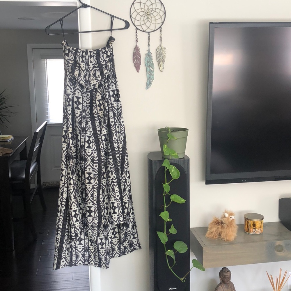 Collective Concepts strapless dress